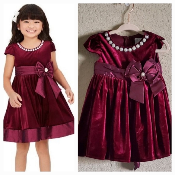 Rare Editions Other - Baby girl embellished velvet dress